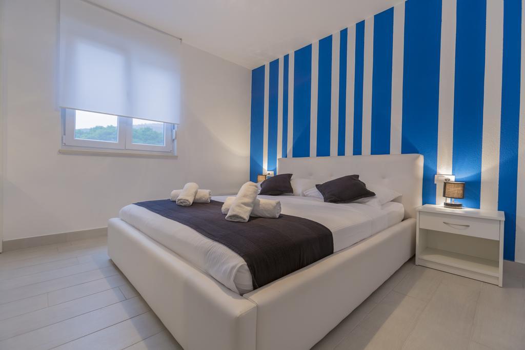 Lux Apartments Makarska Exterior foto