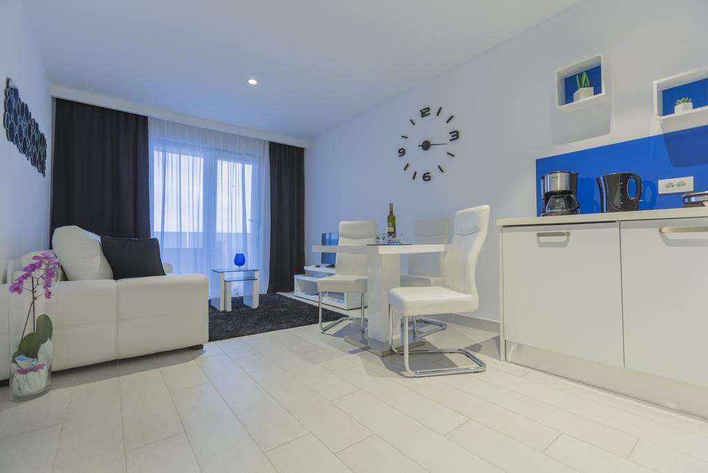 Lux Apartments Makarska Exterior foto