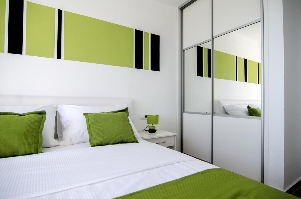 Lux Apartments Makarska Exterior foto